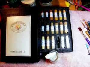 Photo: How to paint with dry pigments - Tutorial