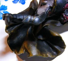 Photo: How to paint with dry pigments - Tutorial